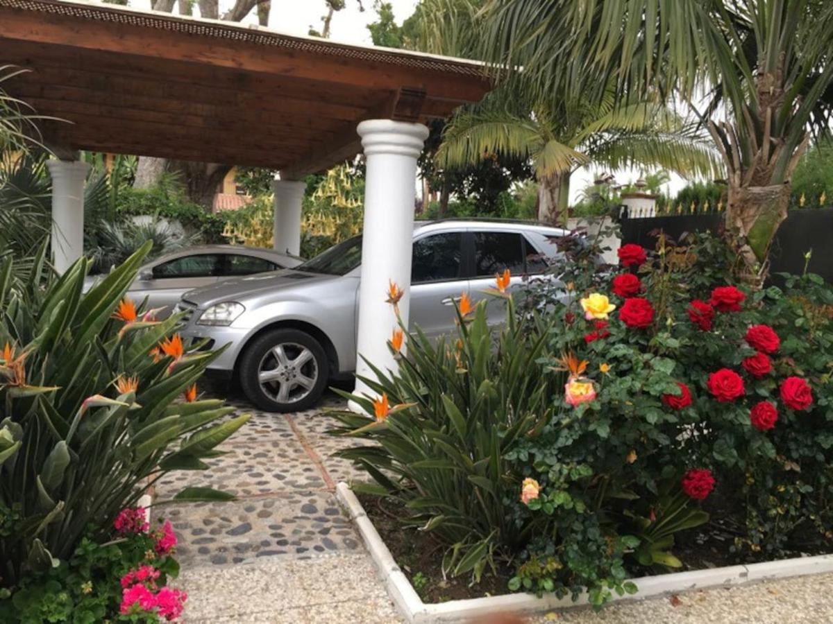 Exclusive Villa Las Palmeras Puerto Banus With Heated Private Swimming Pool, Marbella, Spain Dış mekan fotoğraf