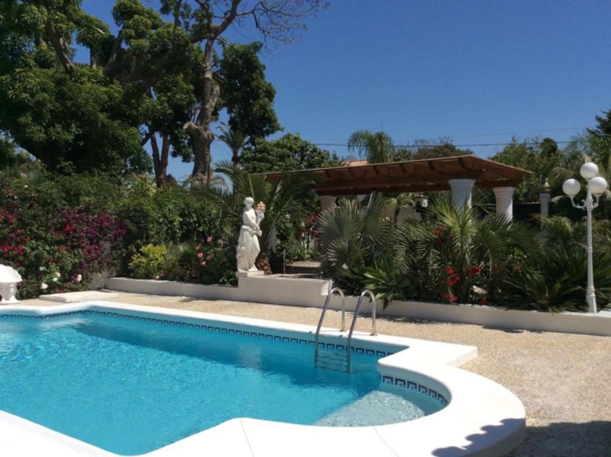 Exclusive Villa Las Palmeras Puerto Banus With Heated Private Swimming Pool, Marbella, Spain Dış mekan fotoğraf
