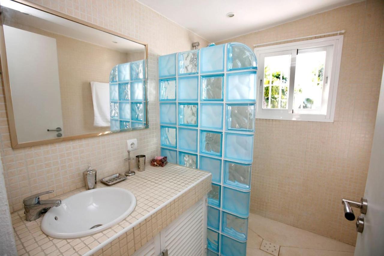 Exclusive Villa Las Palmeras Puerto Banus With Heated Private Swimming Pool, Marbella, Spain Dış mekan fotoğraf